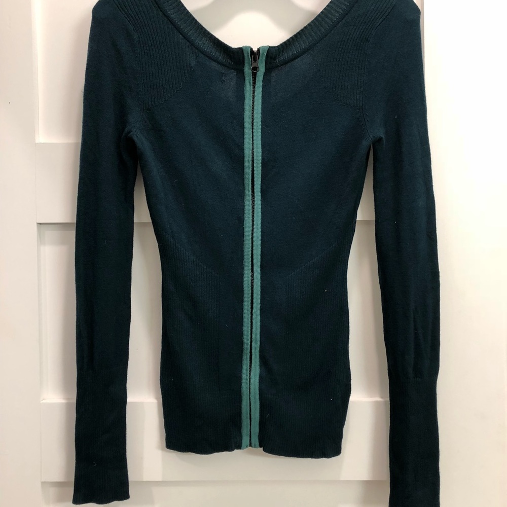 David Bitton - emerald green long sleeve top